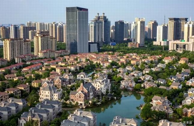 国宝花圃 | 城央藏墅 ，毕生一遇